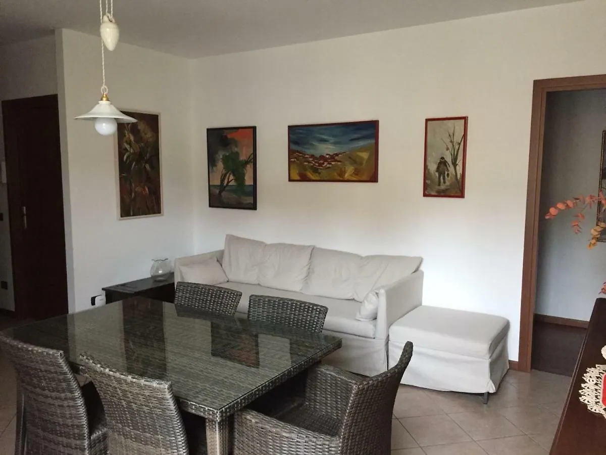 Villa Casa Girasole à Fino Mornasco 0*,  Italie