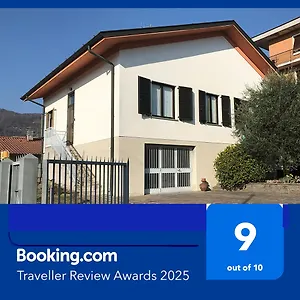  Hébergement de vacances Villino Carla